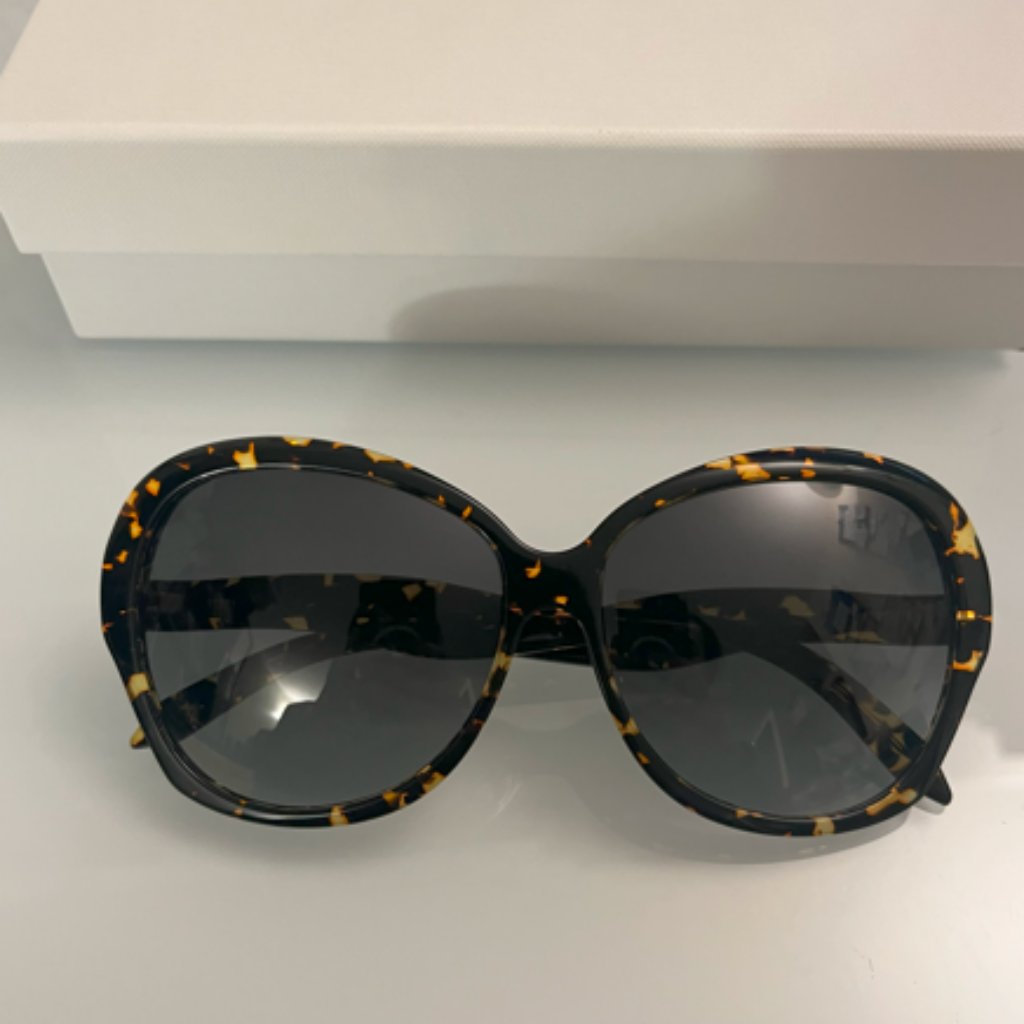 Victoria Beckham Happy Butterfly Sunglasses Msrp$395 Handmade In Italy